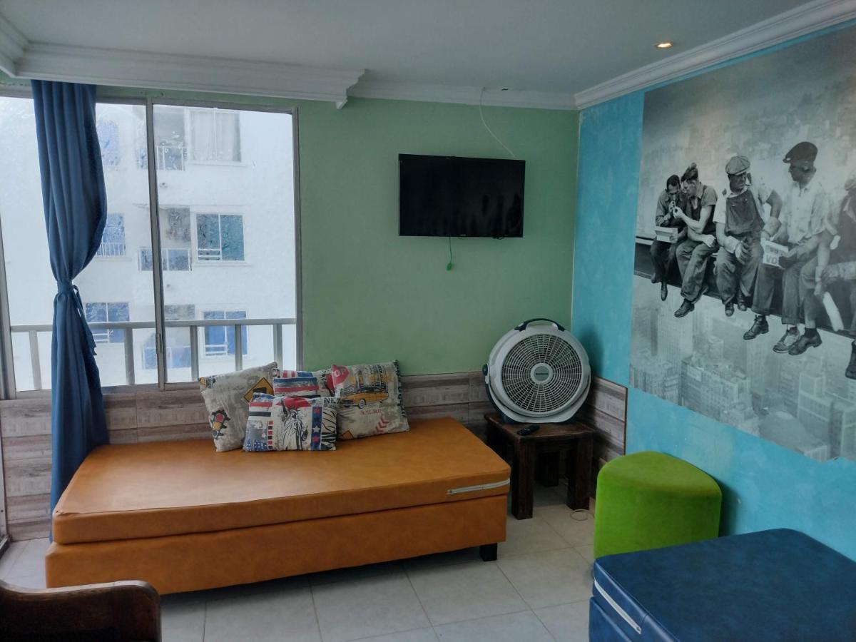 "Low Cost" Conquistador-Laguito Cartagena Bagian luar foto